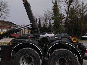 2013-renault-premium-1431860-45983680