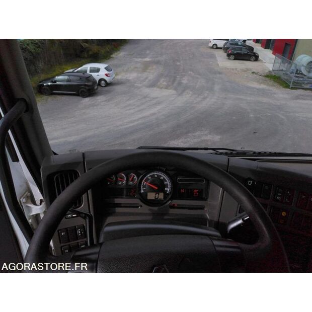 2013 Renault PREMIUM-45983681