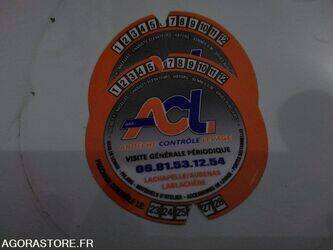 2013-renault-premium-1431860-45983687