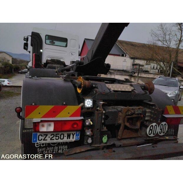 2013 Renault PREMIUM-45983691