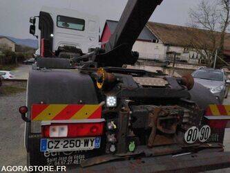 2013-renault-premium-1431860-45983691