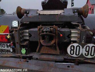 2013-renault-premium-1431860-45983703