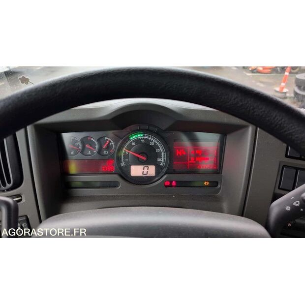 2011 Renault PREMIUM-45983717