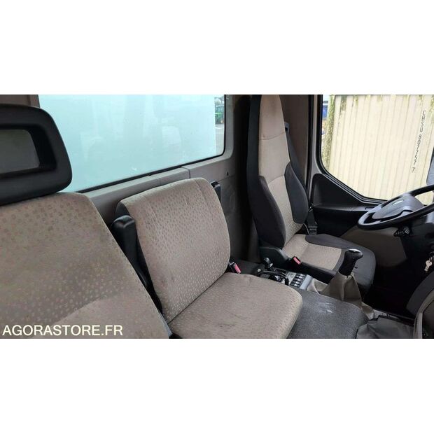 2011 Renault PREMIUM-45983720