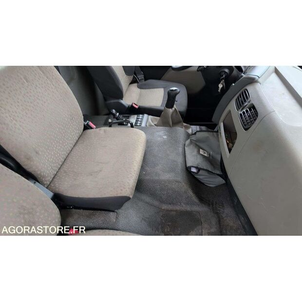 2011 Renault PREMIUM-45983725