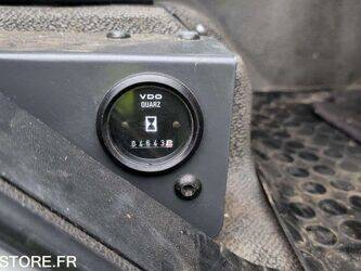 2011-renault-premium-1431863-45983726