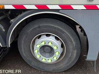 2011-renault-premium-1431863-45983730