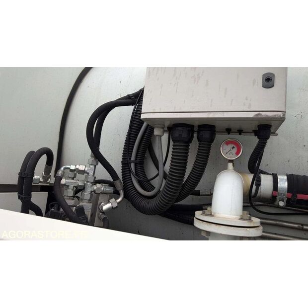 2011 Renault PREMIUM-45983731