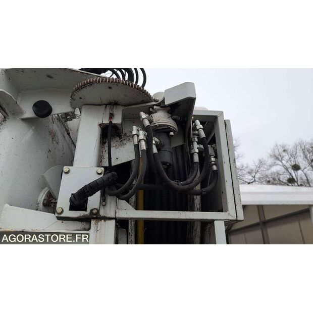 2011 Renault PREMIUM-45983732