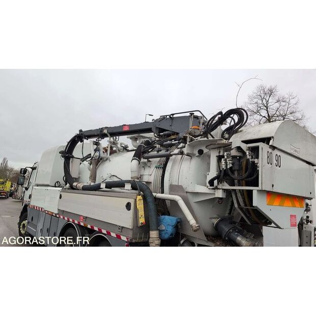 2011 Renault PREMIUM-45983733