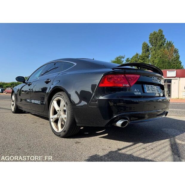 2014 أودي A7-45983802