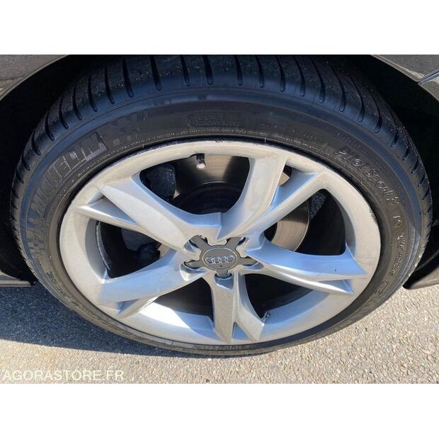 2014 أودي A7-45983819