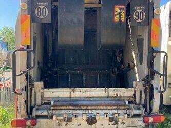 2011-renault-midlum-1431873-45983833