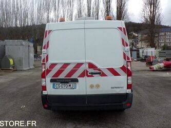 2012-renault-master-1431878-45983878