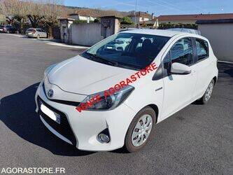 صورة ل سيارات 2013 تويوتا Yaris
