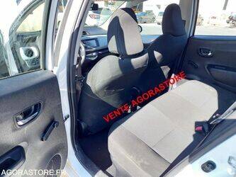 2013-toyota-yaris-1431888-45984007