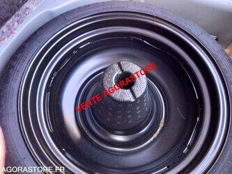 2013-toyota-yaris-1431888-45984008