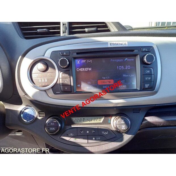 2013 تويوتا Yaris-45984012