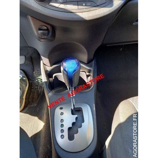 2013 تويوتا Yaris-45984015