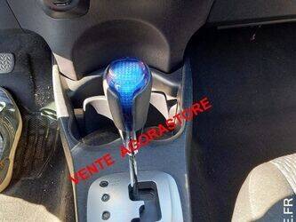 2013-toyota-yaris-1431888-45984015