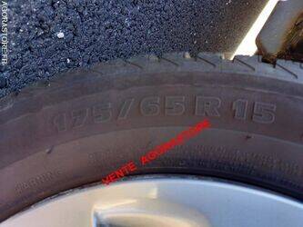 2013-toyota-yaris-1431888-45984017