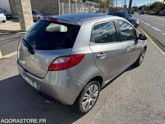 2009-mazda-2-45984052