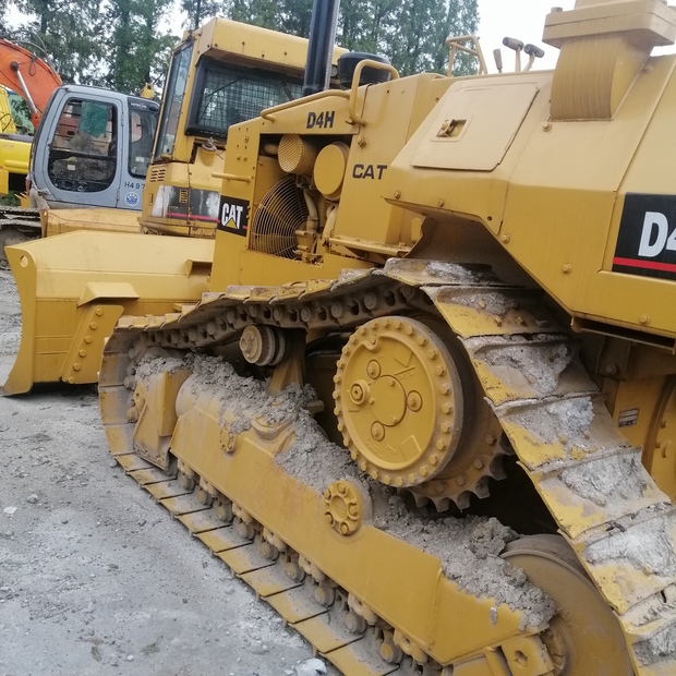 2025 كاتربيلر D4H-45984072