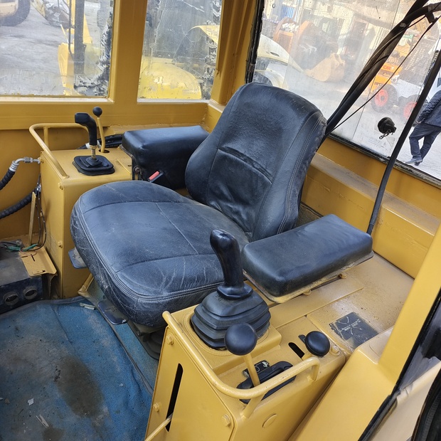 2025 Caterpillar D5C-45984085