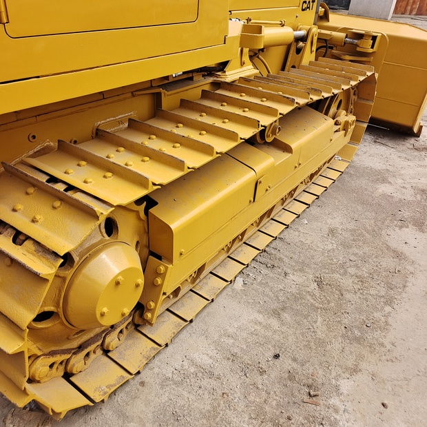 2025 Caterpillar D5K-45984123