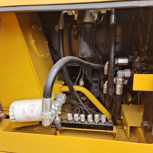 2025 Caterpillar D5K-45984124