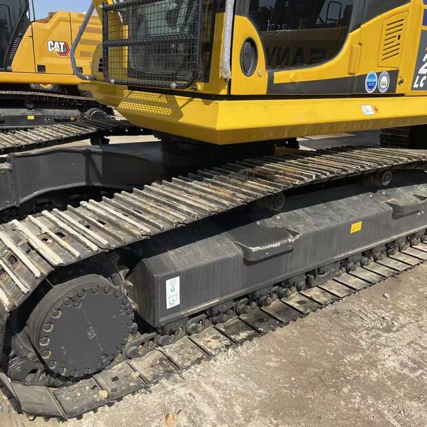 2024 Komatsu PC240-45984227