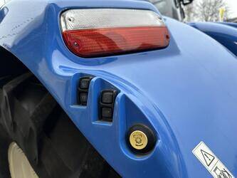 new-holland-t6-150-45984250