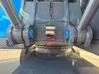 2017-fuchs-mhl350f-1431920-45984603