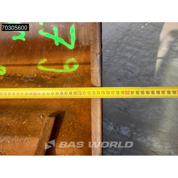 2011 Hitachi ZX470LCH-3-45984809