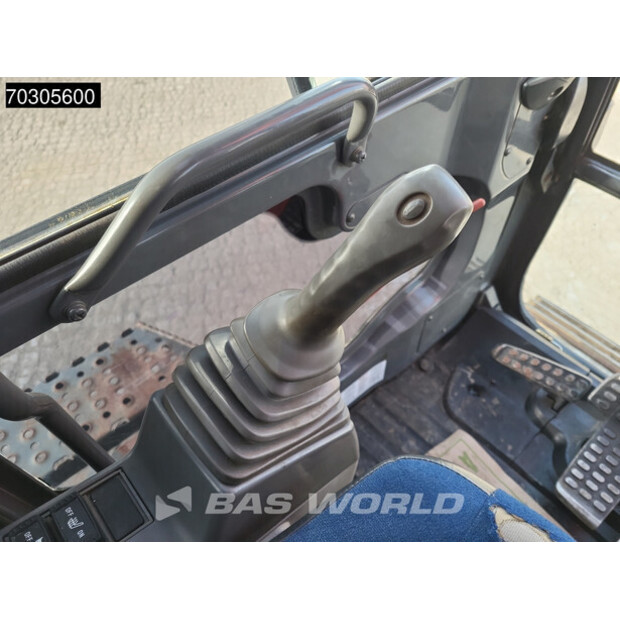 2011 Hitachi ZX470LCH-3-45984829