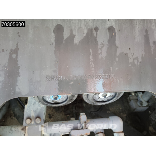 2011 Hitachi ZX470LCH-3-45984837