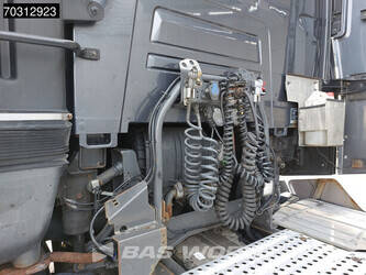 2014-renault-t520-1431935-45985212