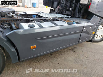 2014-renault-t520-1431935-45985214