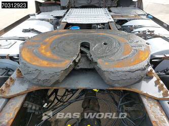 2014-renault-t520-1431935-45985218