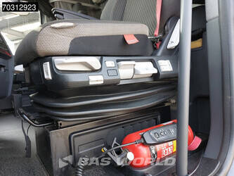 2014-renault-t520-1431935-45985228