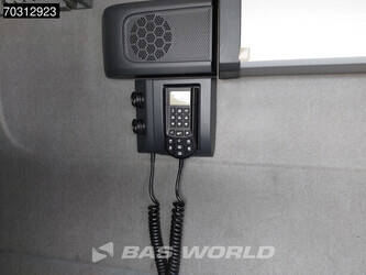 2014-renault-t520-1431935-45985232