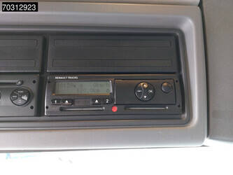 2014-renault-t520-1431935-45985233