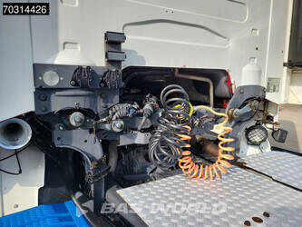 2009-scania-r440-1431937-45985283