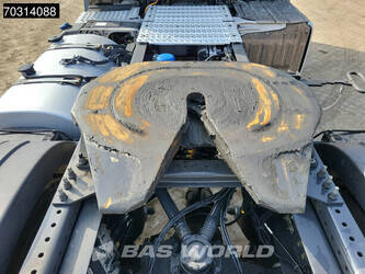 2015-volvo-fh-460-1431938-45985324