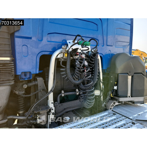 2021 فولفو FH 460-45985390