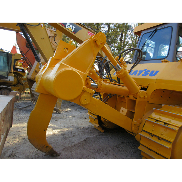 2025 Komatsu D155A-3-45985674