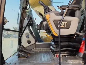 2021-caterpillar-320-1396070-45985765