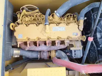 2021-caterpillar-320-1396070-45985778