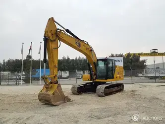 2021-caterpillar-320-1396071-45985864