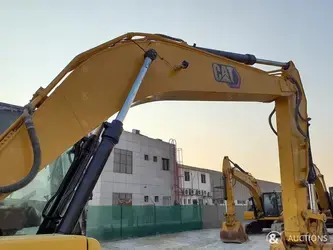 2021-caterpillar-320-1396069-45985972